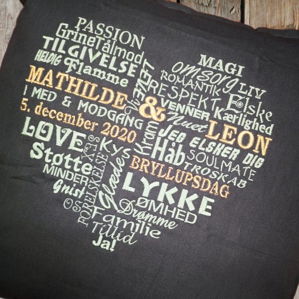 DESIGN din egen pude