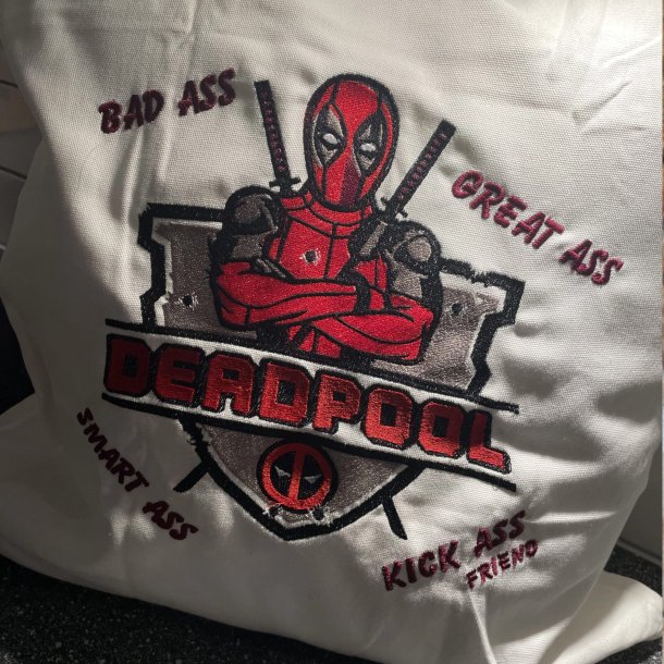 DESIGN din egen pude