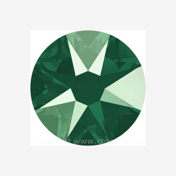 ROYAL GREEN (Swarovski Xirius Rose 2088)
