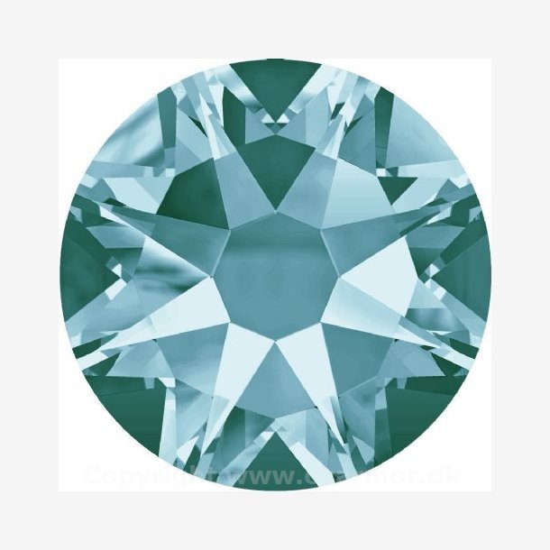 LIGHT TURQUOISE (Swarovski Xirius Rose 2088)