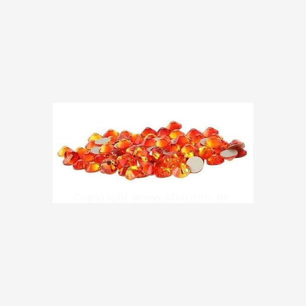 FIRE OPAL (Swarovski Xilion Rose 2058)